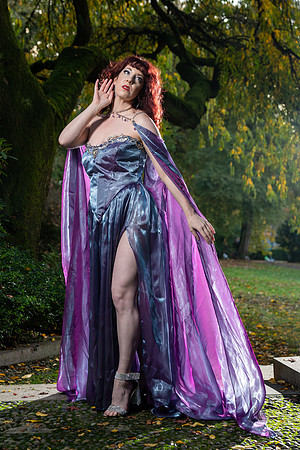 Sarah Echo-09